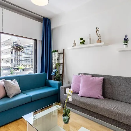 Blue Ivy 1-br In Center Apartment Larnaca